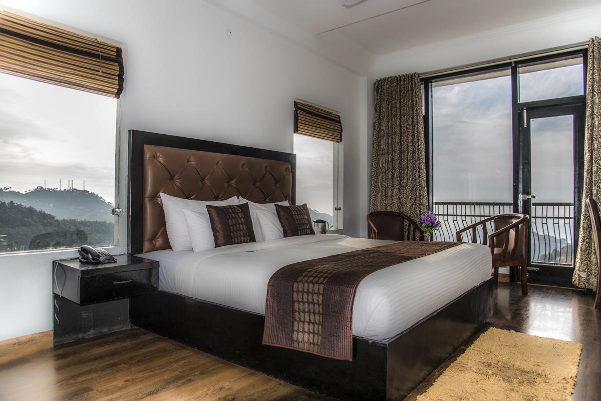 Hotel Andaz Shimla Shogi Bagian luar foto